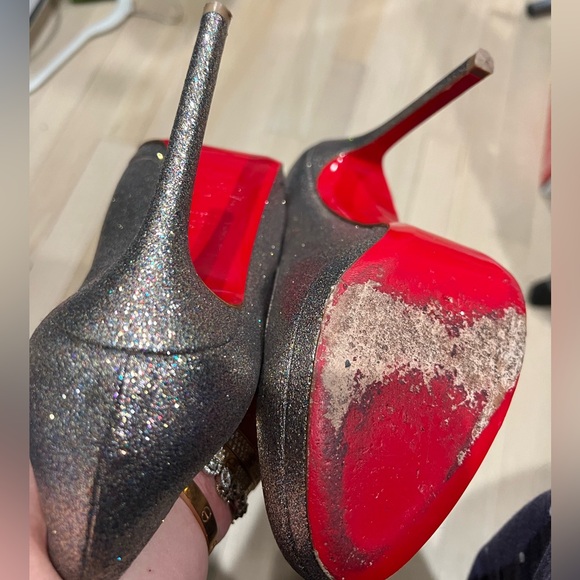 Silver Glitter christian louboutin heels in good condition - Picture 8 of 9